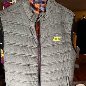 Cool Nike reversible vest